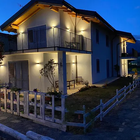 Carlotta Bianca Vacation With Swimming Pool Appartement