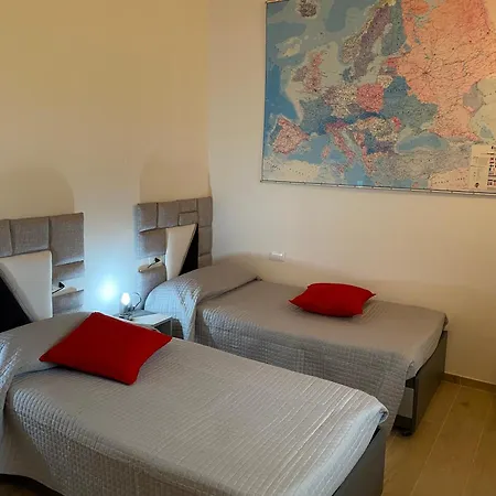 Carlotta Bianca Vacation With Swimming Pool Colico