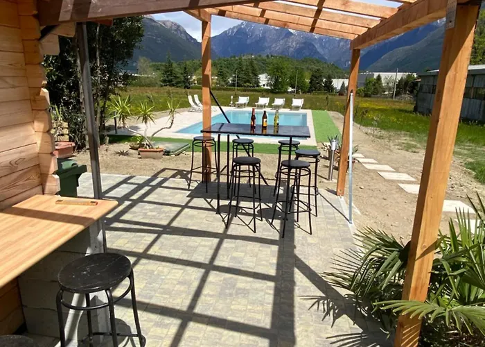 Carlotta Bianca Vacation With Swimming Pool *