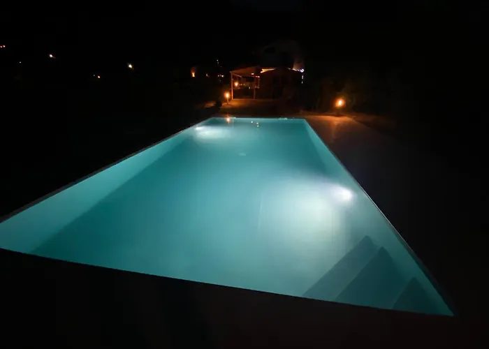 Carlotta Bianca Vacation With Swimming Pool Appartement *