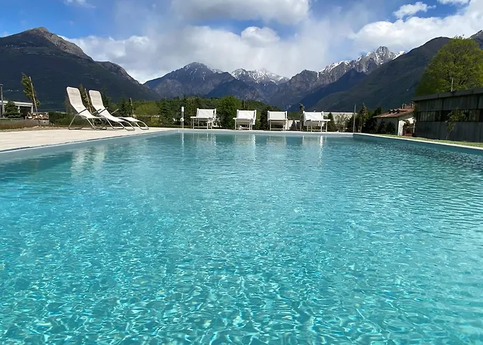 Carlotta Bianca Vacation With Swimming Pool Appartement Colico