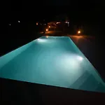 Carlotta Bianca Vacation With Swimming Pool アパート *