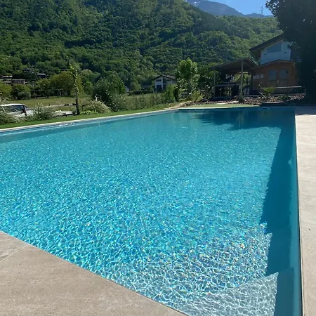 Carlotta Bianca Vacation With Swimming Pool アパート *